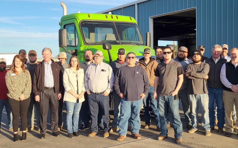 FPC AND COMMUNITY MEMBERS TOUR CDL FACILITY