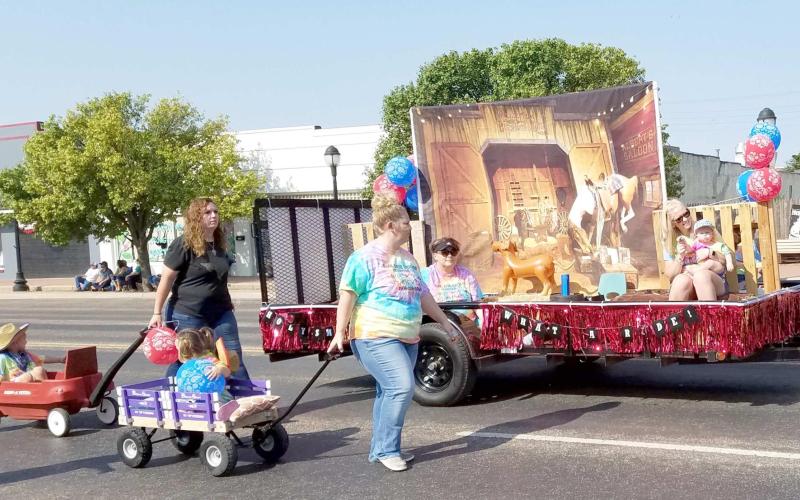 PARADE CHAMP COMMERCIAL DIVISION