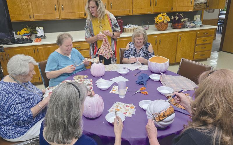 CRAFTING FOR AUTUMN