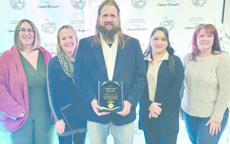 Symons Custom Application was named the Corporate Citizen of the Year by the Perryton-Ochiltree Chamber of Commerce during its annual banquet on Feb. 20. Pictured from left are Perryton-Ochiltree Chamber of Commerce Executive Director Crystal Richardson, presenter Pam Chisum, Jed Symons, Teresa Castillo, and presenter Heather Dumcum.