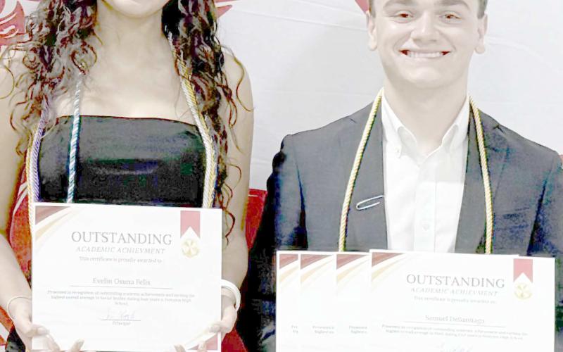 OUTSTANDING ACADEMICS HONOREES—