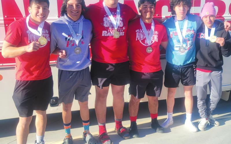 BOYS POWERLIFTERS HEADED TO STATE