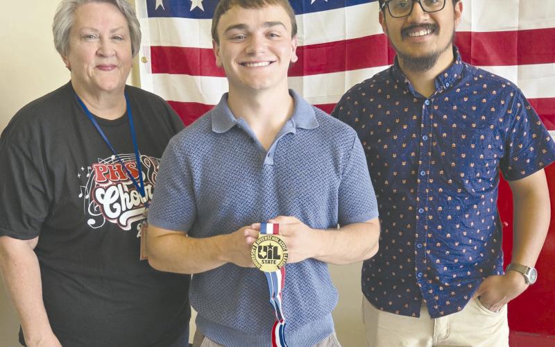 DE SANTIAGO NAMED OUTSTANDING PERFORMER