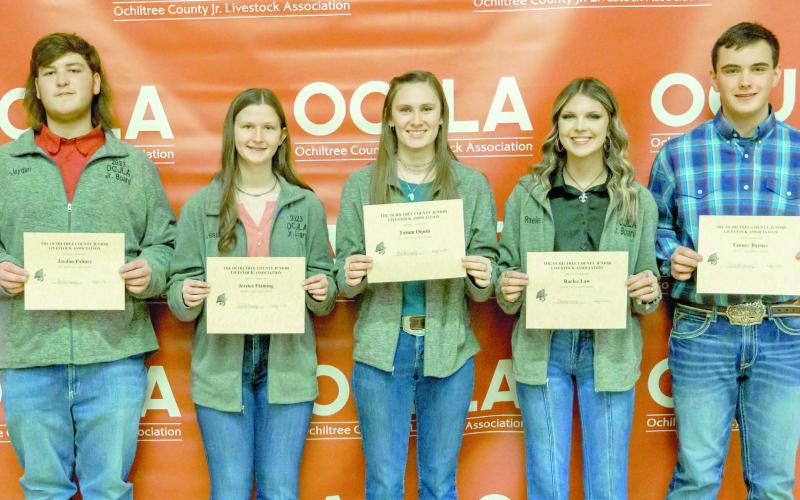 OCJLA SCHOLARSHIP RECIPIENTS— Six students were awarded scholarships during the Ochiltree County Junior Livestock Show and Sale on Jan. 20-21. Pictured are, from left, Jaydan Palmer, Jessica Flaming, Tatum Oquin, Raelee Law, and Tanner Barnes. Not pictured is Tad Pshigoda. (Photo credit: Brittany Morgan)