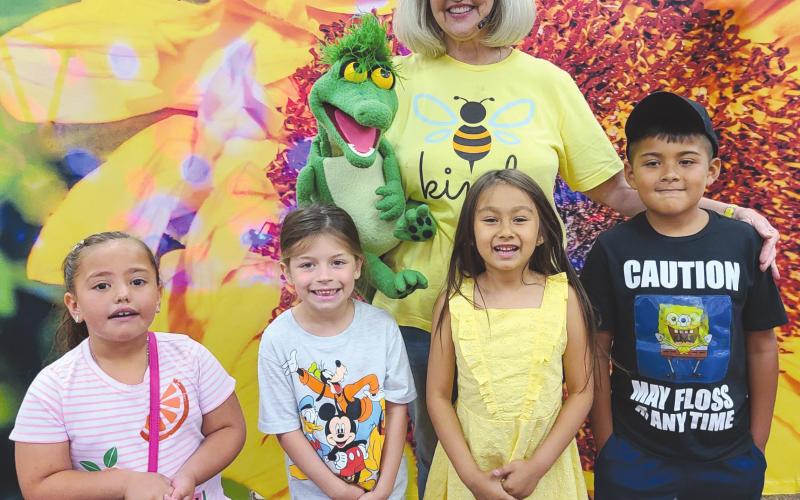 PUPPET PALS IN PERRYTON
