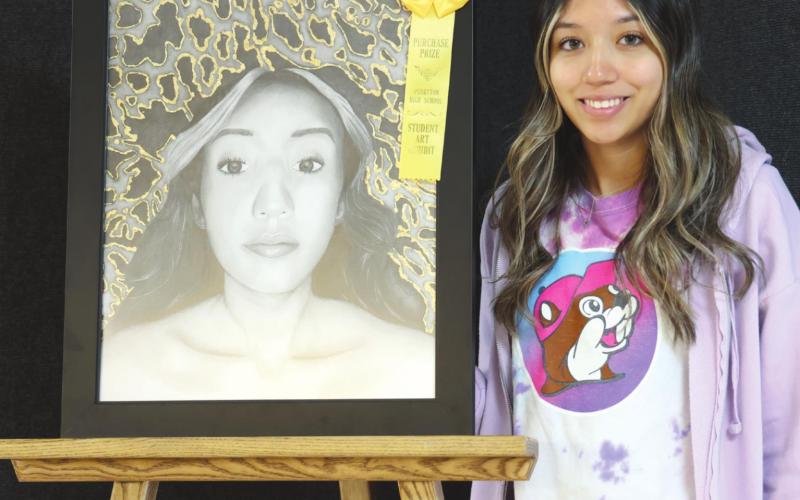 ENRIQUEZ WINS BEST OF SHOW Perryton High School’s annual art show will run from May 2-10 during school hours at the high school. Visitors can also see the displayed art after school hours on May 2 and on May 9. The Best in Show and purchase prize award went to Denisse Enriquez for “Heart of Gold,” a pencil drawing with gold foil. Enriquez also received a $150 cash prize for her winning artwork.