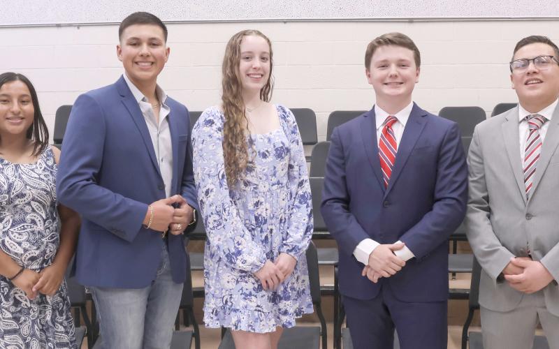 NHS OFFICERS RECOGNIZED— Perryton High School’s chapter of the National Honor Society inducted new members and recognized current members of the society. This year’s NHS officers include, from left, Vanessa Chavira Enriquez (historian), Carlos Hernandez (vice president), Maddie Schickedanz (president), Cooper Hale (treasurer), and Evan Hernandez (secretary).