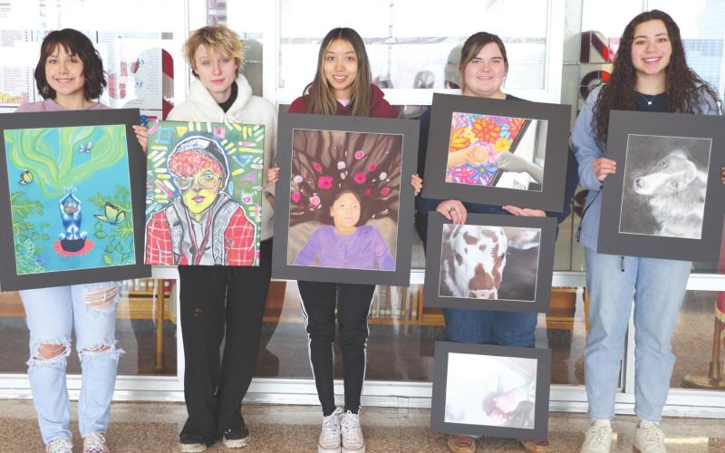 PHS ART STUDENTS WIN IN WOODWARD