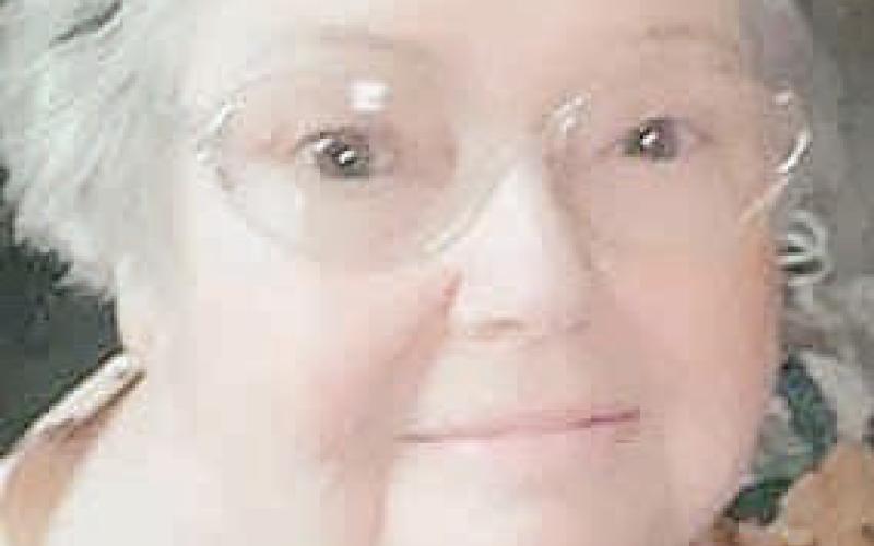 Jacquelyn Hart Holt