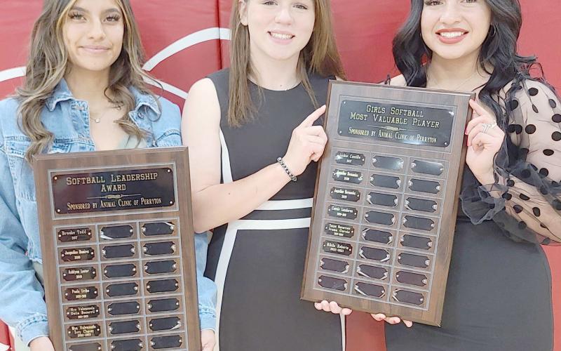 PHS SOFTBALL TEAM WINS AWARDS—