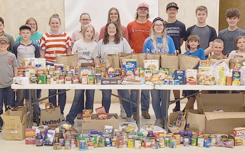 4-H FOOD DRIVE NETS ALMOST 600 ITEMS