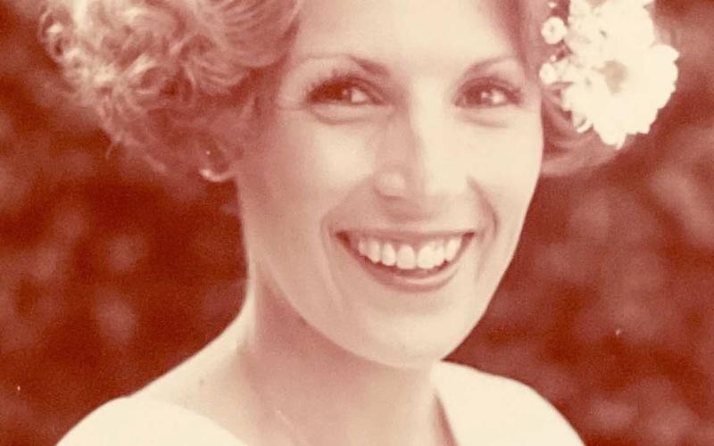 Julie Ellis