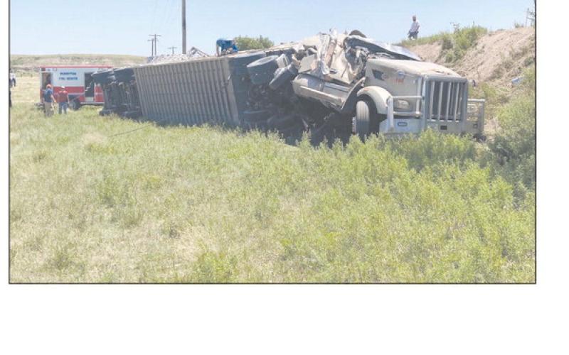 A cattle trailer driven by Jerry Richard of Scott City, Kansas overturned on Saturday morning at approximately 11:25 a.m. after failing to negotiate a curve. According to the Texas Department of Public Safety, the accident occurred about 17 miles SE of Perryton on Highway 83. The driver was uninjured; about 25 head of cattle were killed.