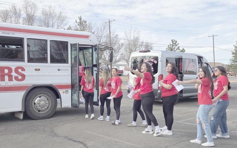 RETTES WIN BI-DISTRICT CHAMPIONSHIP— Perryton schools participated in a send-off for the Perryton Rettes basketball team on Monday morning as the team headed off for the playoffs. The Rettes defeated Fort Stockton 58-41 Monday night in Lubbock to win the Bi-District Championship. They’ll play El Paso’s Harmony Science Academy Friday at 4 p.m. in Lamesa for the Area Championship.