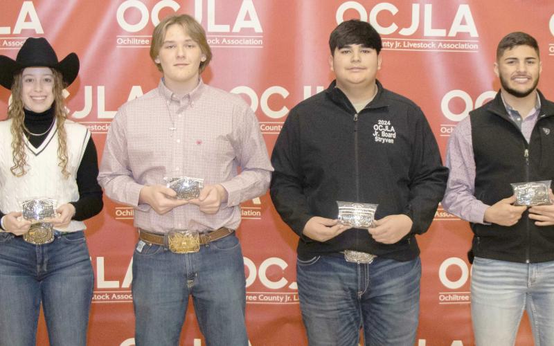 SENIOR SHOWMANSHIP WINNERS