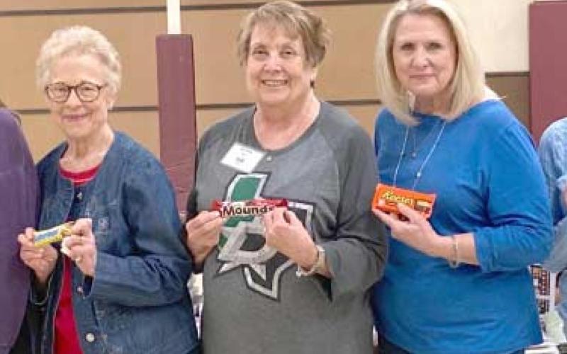 OFFICER INSTALLATION—The 2020-21 officers for the Friendship Quilt Guild night group were installed Sept. 8. To serve are, from left, Randi Ortega, reporter; Freddie Seaman, tresurer; Myrna Biggers, secretary; Peggy Cantu, vice president; and Pam Sanders, president. Not pictured is Ruth Ann Splan, sunshine chairman.