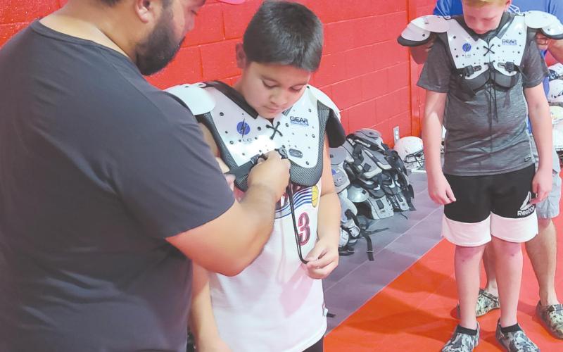 FOOTBALL FITTING
