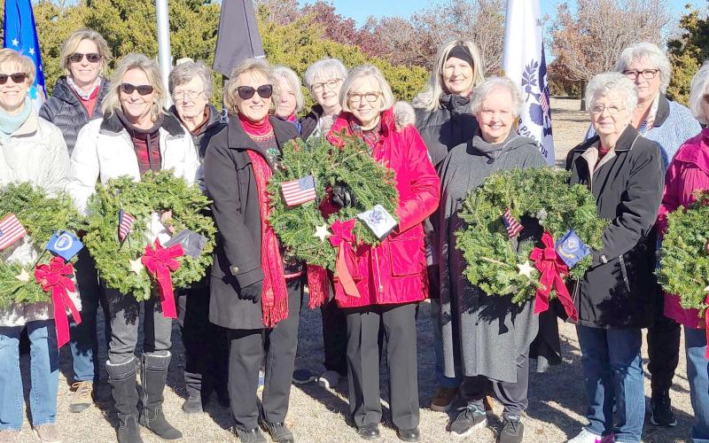 DAR HOLDS TENTH WREATHS ACROSS AMERICA EVENT
