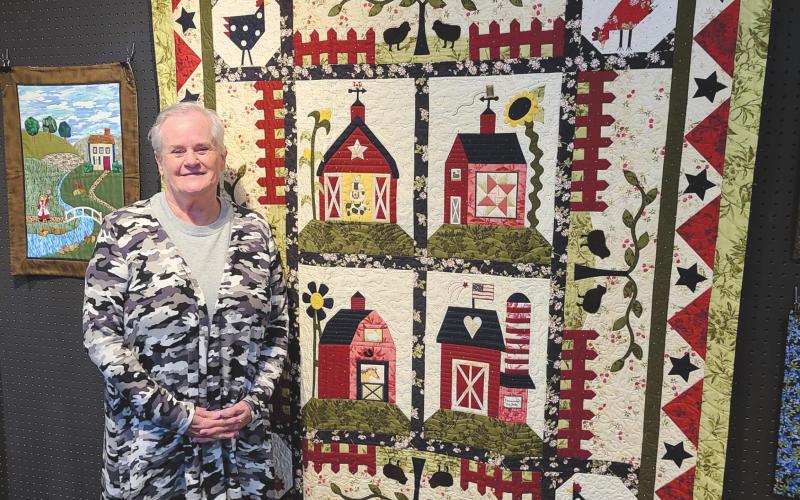 QUILT EXHIBIT AT MUSEUM