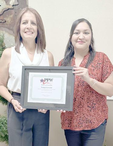 PPW member Susie Najera and Young Careerist Teresa Castillo