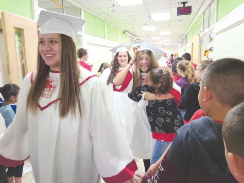 HIGH-FIVES FOR HIGH ACHIEVERS