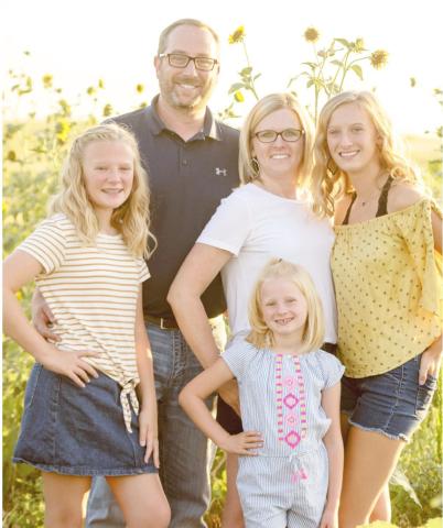 Jonathan and Chandra Bailey with daughters Kamryn, Katelyn &amp; Karter
