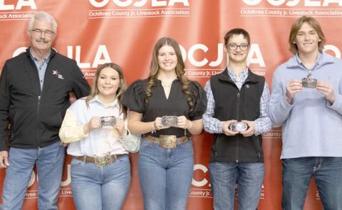 SENIOR SHOWMANSHIP WINNERS— The Senior Showmanship Awards were presented to students at the Ochiltree County Junior Livestock Show and Sale on Jan. 16-17. Pictured are, from left: David Peckenpaugh with Texas Farm Bureau, Avery Swenhaugen, Tana Williams, Jake Schickedanz, and Cash Wheeler. ( Photo credit: Hailey Clark of Hailey Renee Photography)
