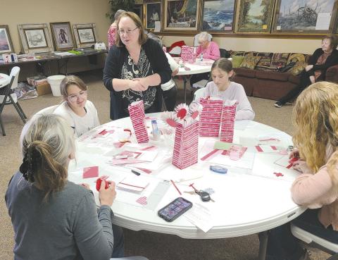 VALENTINE CRAFTING
