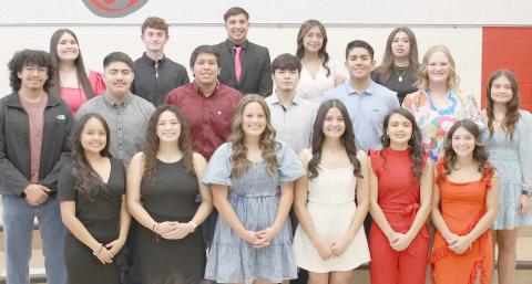 Perryton High School’s chapter of the National Honor Society inducted new members and recognized current members of the society. Current members include, from left, front row, Destiny Vasquez, Jocelyn Martinez, Maisy McGaughy, Lindsey Valenzuela, Evelyn Rodriguez, and Natalie Estrada; second row, Sergio Banda, Jaime Barron, Angel Becerril, Mason Carranza, Iram Castillo, Adlee Felix, and Sabrina Nyman; and back row, Alexa Hernandez, Conner Kitchens, Avaun Garcia, Zoe Olvera, and Lizett Villanueva.