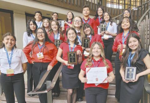 FCCLA STUDENTS QUALIFY FOR STATE COMPETITION