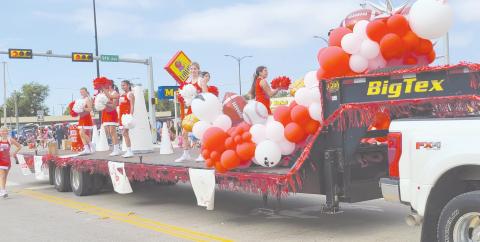 PARADE CHAMP - NON-PROFIT FLOAT