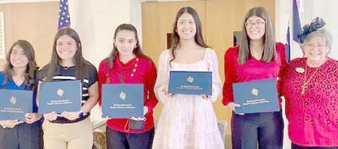 GOOD CITIZEN AWARDS— The Wolf Creek Chapter of the Daughters of the American Revolution presented Good Citizen Awards. Recipients were, from left, Camila Salcedo, Jaslene Baca, Sadie Cummins, Nayla Banuelos and Maribel Ventura. See Story for more information.
