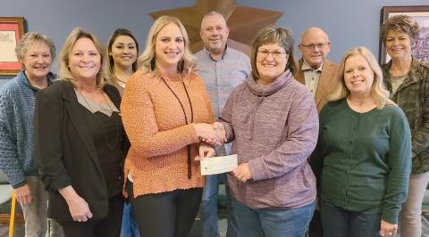 SNACK PAK RECEIVES CHAMBER DONATION