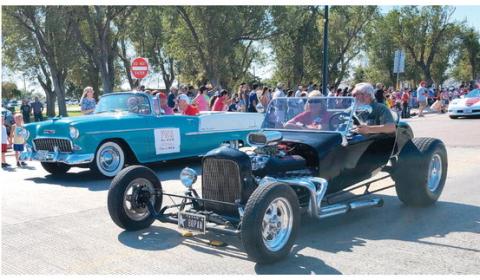 PARADE CHAMP - AUTOMOTIVE – The annual Wheatheart of the Nation Celebration parade attracted thousands of Ochiltree County residents on Saturday, Aug. 24. The winner of the Automotive category was Perryton High School’s Class of 1974.