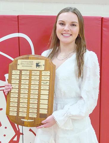 FARNEY NAMED OUTSTANDING GOLFER