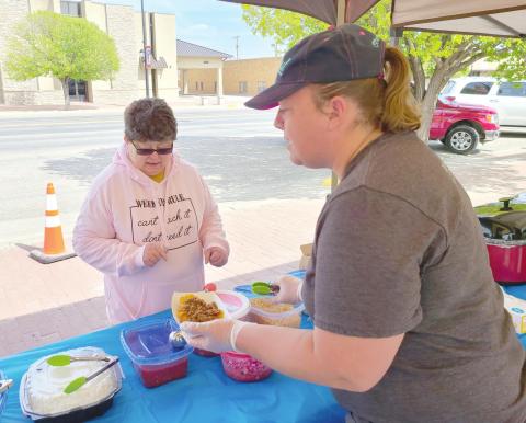 WALKING TACOS FOR HUNGRY APPETITES