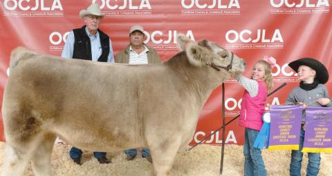 WRIGHT TAKES PRIZE FOR GRAND CHAMPION STEER