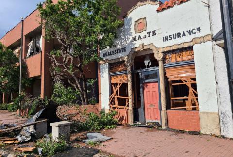 FirstBank Southwest and LaMaster Insurance building (Perryton Insurance)