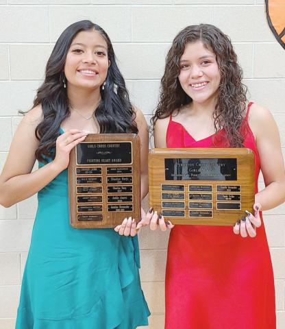 GIRLS CROSS COUNTRY GO THE DISTANCE—