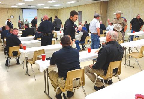 PANHANDLE PEACE OFFICERS VISIT PERRYTON