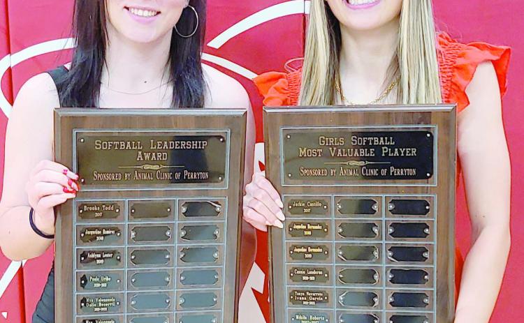 PHS SOFTBALL TEAM WINS AWARDS— Perryton High School’s softball team was honored at the Perryton High School All Sports Awards Banquet. Pictured are, from left, Mikila Roberts, Leadership Award, and Kamri Kerl, Most Valuable Player.