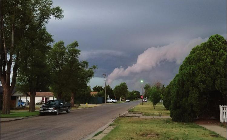 DARK CLOUDS OVERHEAD Anyone looking south of Perryton Monday evening got treated to the sight of ominous black clouds heading for the city. Perryton and Ochiltree County have enjoyed a bit more rain over the past week, but the rain has come with lots of thunder and lightning, as well as some damaging hail.