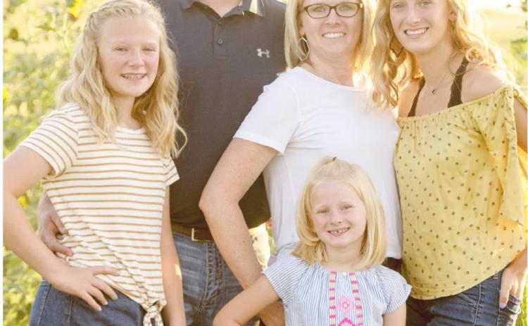 Jonathan and Chandra Bailey with daughters Kamryn, Katelyn &amp; Karter
