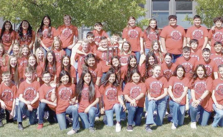 PJH CHOIR WINS SWEEPSTAKES TROPHY— Perryton Junior High’s Sixth Grade Choir competed at the Dumas Music Festival recently. The choir received three Superior ratings in both concert performance and sight reading, earning a Sweepstakes rating and trophy. The PJH choir director is TKaye Arruda, and the piano accompanist is Brenda Schnabel.