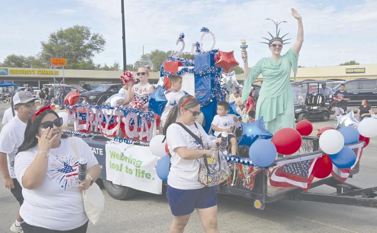 The Wheatheart of the Nation Celebration parade brought thousands of people out on Saturday, Aug. 22, to watch the spectacle. The winner in the Commercial Float category was Interstate Bank.
