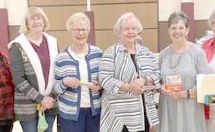 DAY QUILT GUILD OFFICERS—New officers for the Friendship Quilt Guild day group were installed Sept. 9. They are, from left, Brenda Griffin, sunshine chairman; Marianne Pipkin, reporter; Freddie Seaman, treasurer; Carol McGarraugh, secretary; Melba Johnson, vice president; and Ilene Floyd, president.