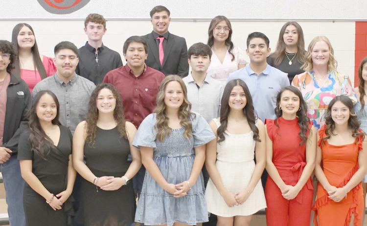 Perryton High School’s chapter of the National Honor Society inducted new members and recognized current members of the society. Current members include, from left, front row, Destiny Vasquez, Jocelyn Martinez, Maisy McGaughy, Lindsey Valenzuela, Evelyn Rodriguez, and Natalie Estrada; second row, Sergio Banda, Jaime Barron, Angel Becerril, Mason Carranza, Iram Castillo, Adlee Felix, and Sabrina Nyman; and back row, Alexa Hernandez, Conner Kitchens, Avaun Garcia, Zoe Olvera, and Lizett Villanueva.