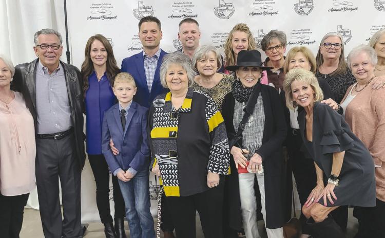 PIONEER AWARD PRESENTED AT CHAMBER BANQUET