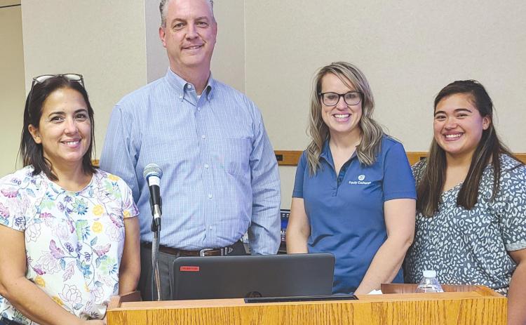 ANDERSON SPEAKS AT LEADERSHIP PERRYTON