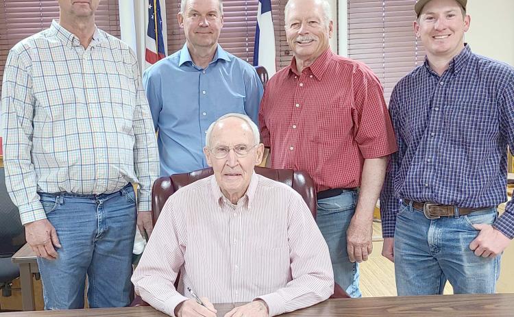 JUDGE SIGNS SOIL AND WATER STEWARDSHIP PROCLAMATION